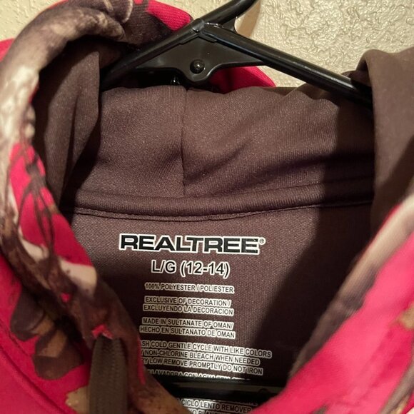 New With Tags Women's Realtree Hoodie - Picture 2 of 4